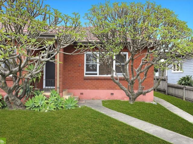 1/1 Ajax Avenue, North Wollongong