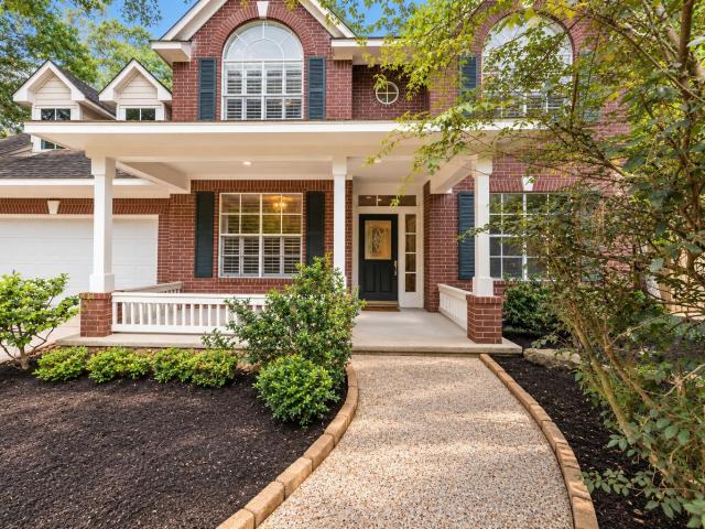11 Alden Glen Court