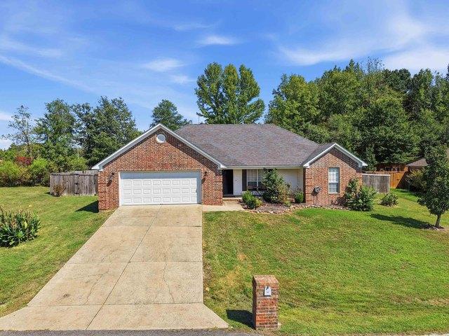 11 Alfred Cv, Conway, AR 72034