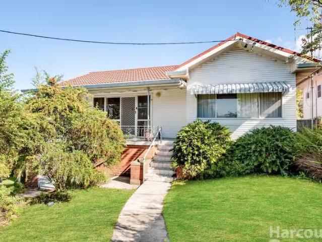 11 Allan Road, Wauchope, NSW 2446 House for Rent