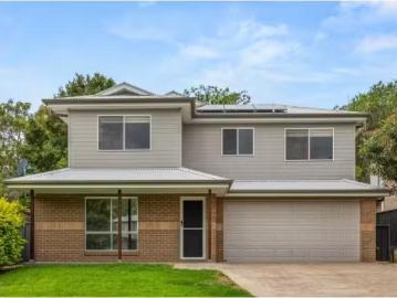 11 Amphora Drive, Balcolyn House for rent Listed by First Nat.