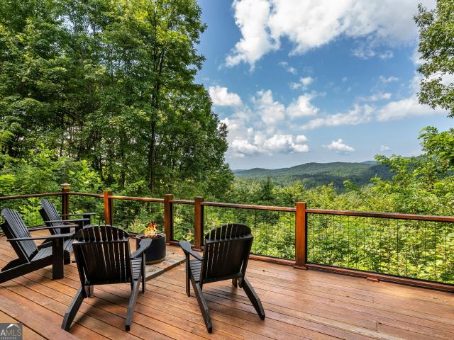 11 Amy Creek Circle