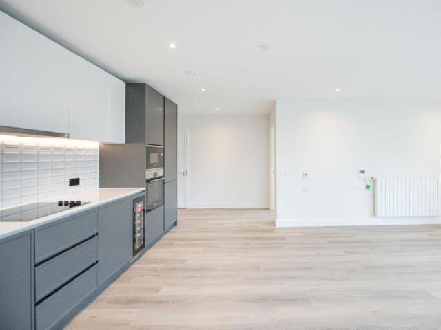 11 Astell Road, London, SE3 9FB, United Kingdom | 3 bed apartment for rent #139404040 | Rentberry