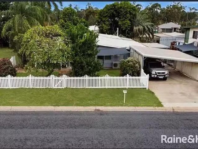 11 Archer Drive, Moranbah, QLD 4744