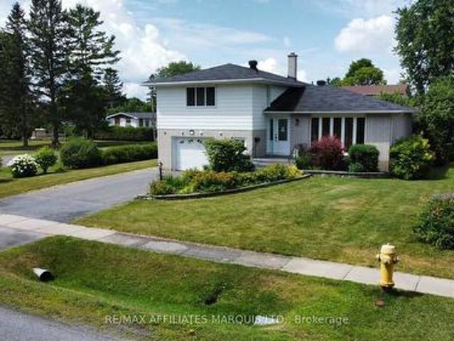 11 Ault Drive, South Stormont, ON, K0C 1M0 house for sale | Listing ID X13001 | Royal LePage