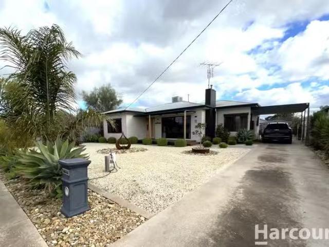 11 Austin Street, HORSHAM, VIC 3400 House for Rent