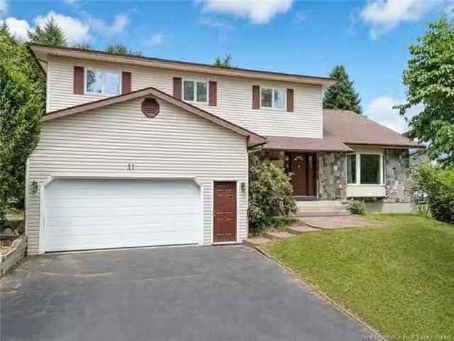 11 Baxter Crt, Fredericton, NB, E3B 6M2 house for sale List.
