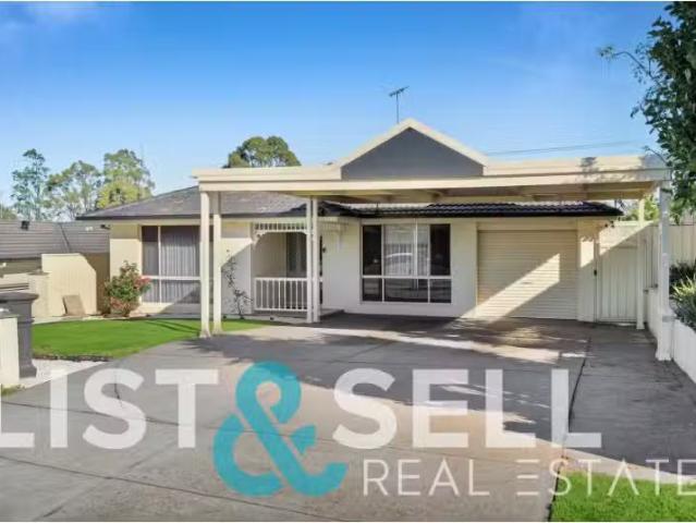 11 Bayton Place, St Helens Park House for rent Listed by Your.