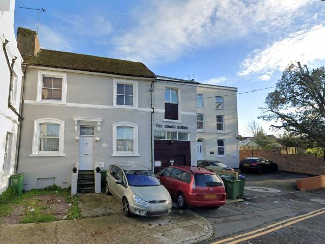 11 bedroom apartment for sale