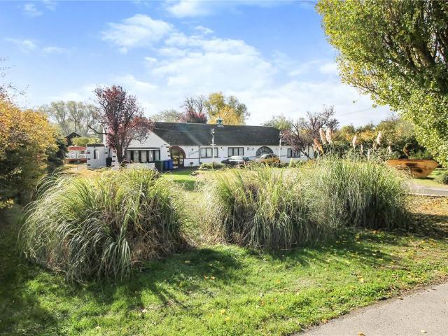 11 bedroom bungalow for sale