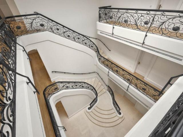 11 bedroom detached house for sale