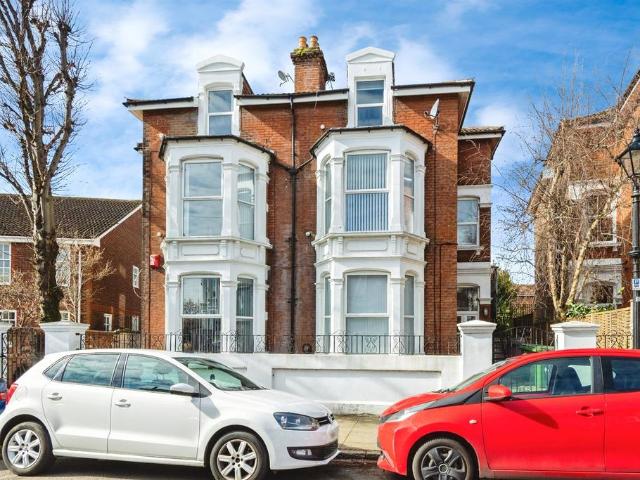 11 bedroom detached house for sale
