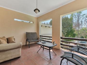 11 Bedroom House For Sale in Magaliessig
