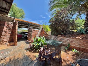 House for sale in Clubview East - Garden