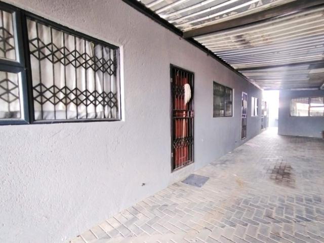 11 Bedroom House For Sale in Seshego F