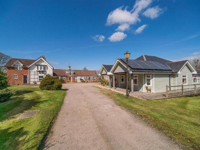 11 bedroom house for sale