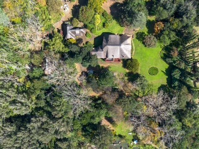11 Bedroom House in Magaliesburg