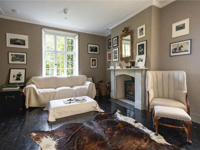 11 bedroom house to rent