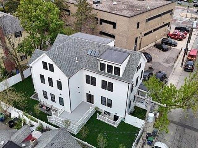 11 bedroom, Somerville MA 02145 105383727