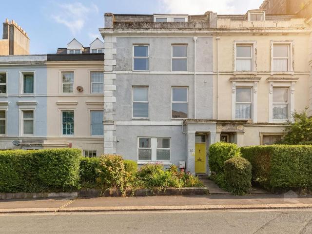 11 bedroom terraced house for sale