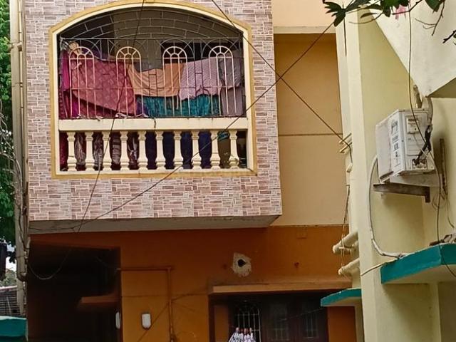 11 BHK Independent Builder Floor in Adambakkam for resale Chennai. The reference number is 20735094