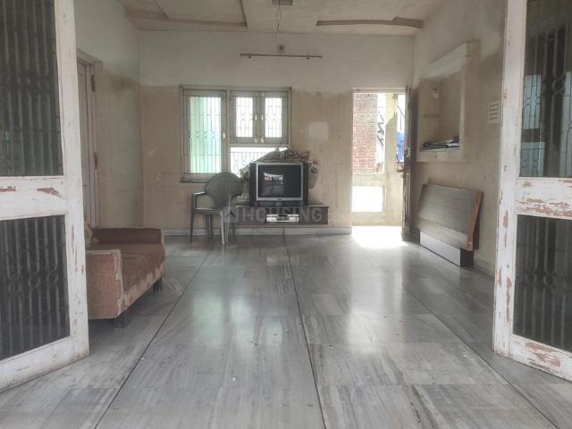 11 BHK Independent House in Shahpur for resale Ahmedabad. The reference number is 20528623