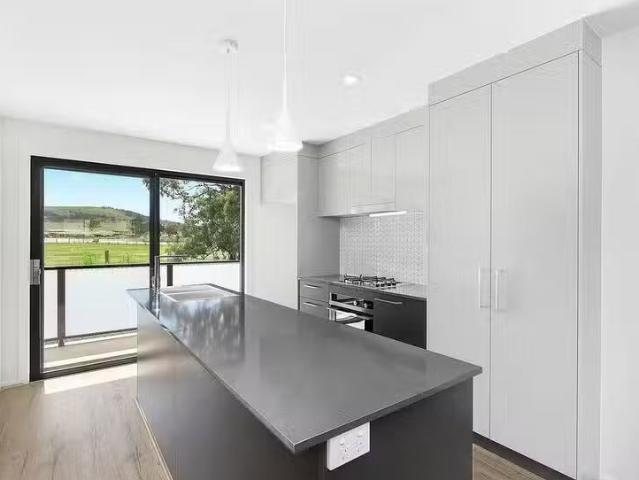 1/1 Bon Scott Crescent, Moncrieff, ACT 2914