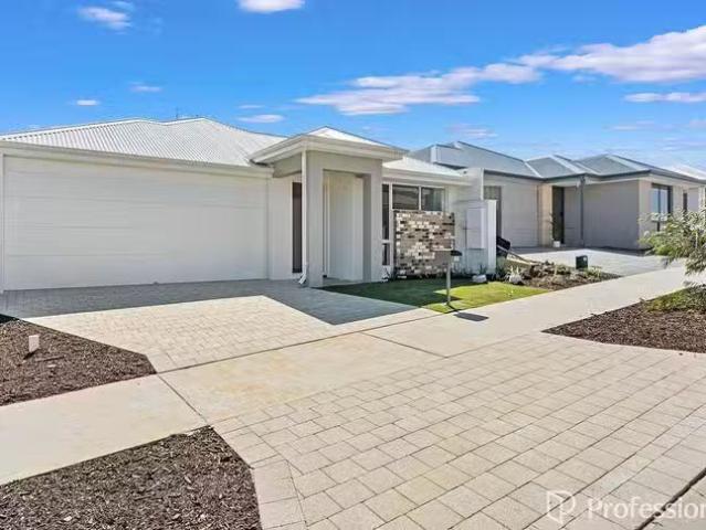 11 Bolsover Street, Wellard, WA 6170