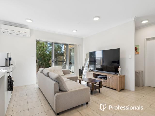 1/1 Bluebell AvenueHigh Wycombe WA 6057, Australia