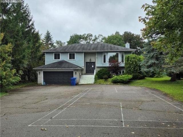 11 Brock Road S, Puslinch, ON, N0B 2J0 house for sale | Listing ID 40861 | Royal LePage