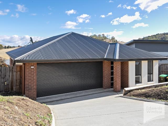 11 Brookborough Court Sorell 7172 Australia Edwards Windsor