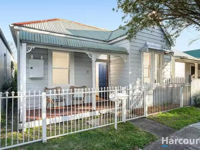 11 Buchanan Street, Hamilton, NSW 2303