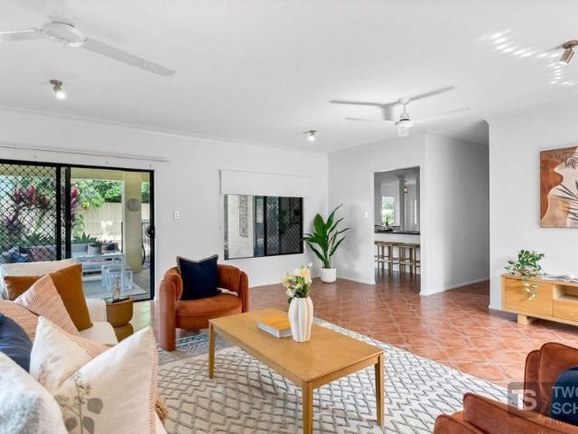 11 Burranong Street, Kewarra Beach
