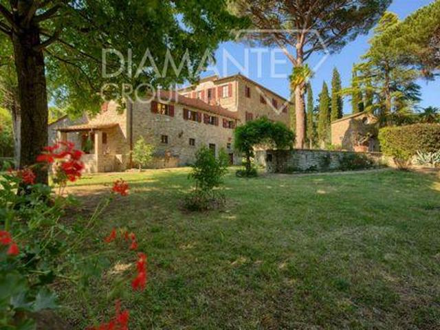 11 camere da letto, Cortona ToscanaTuscany 90229115