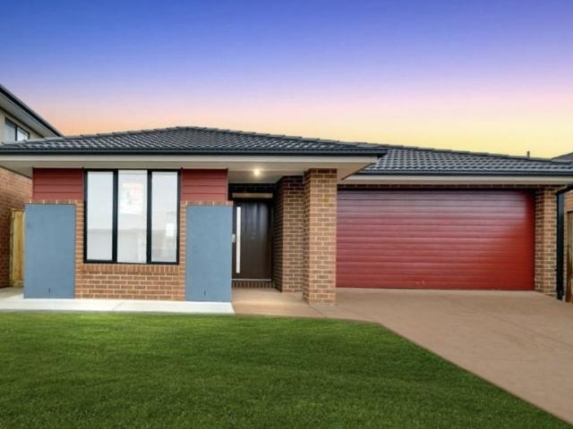 11 Camini Grove, Truganina