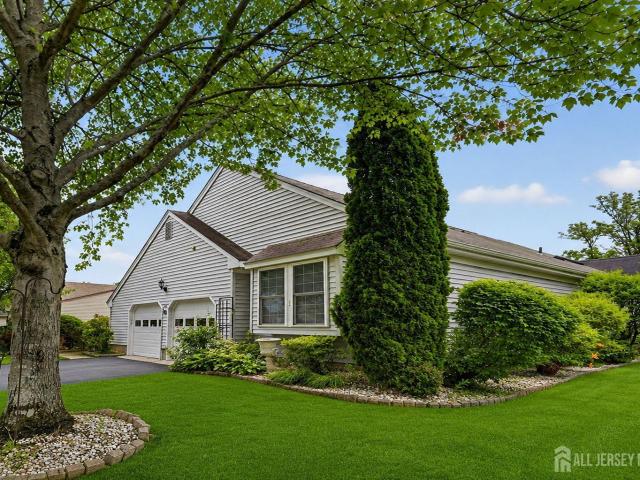 11 Canterbury Drive