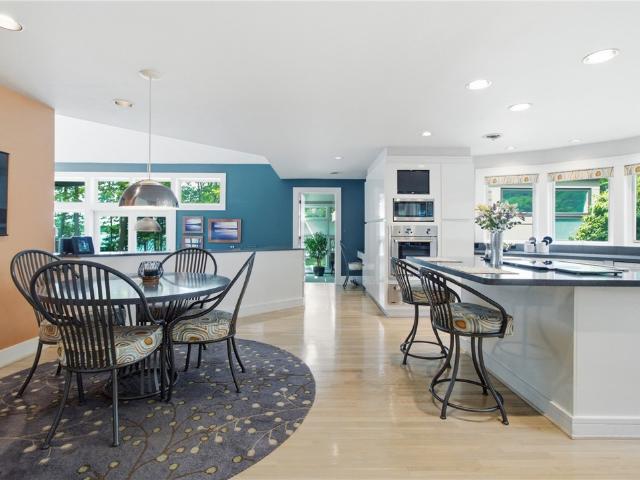 11 Canouan Court
