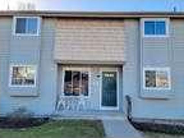 11 Carillon Dr #C, Rocky Hill, CT 06067