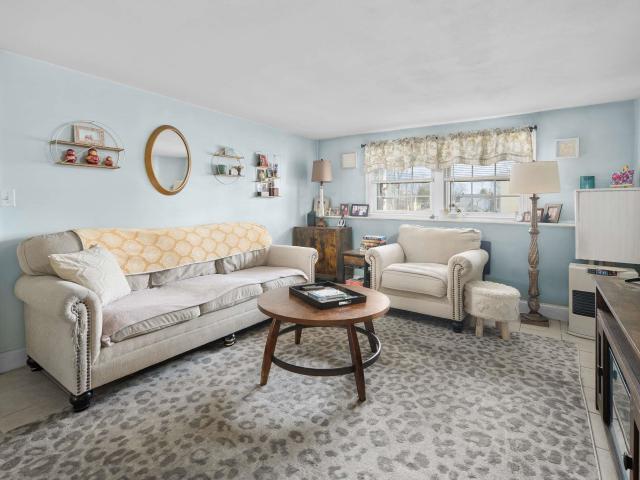 11 Carriage Hill Road # B