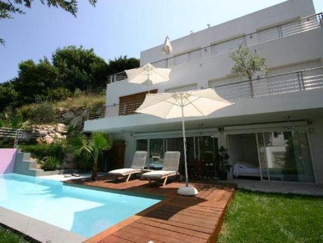 11 chambres, Cannes Provence Alpes Côte d'Azur 06400 LS96308153