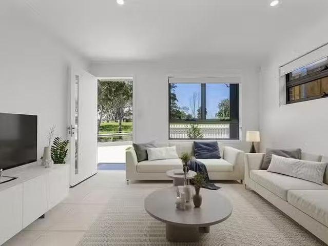 11 Cheesbrough Street, Riverstone, NSW 2765
