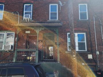 11 Coonley Court