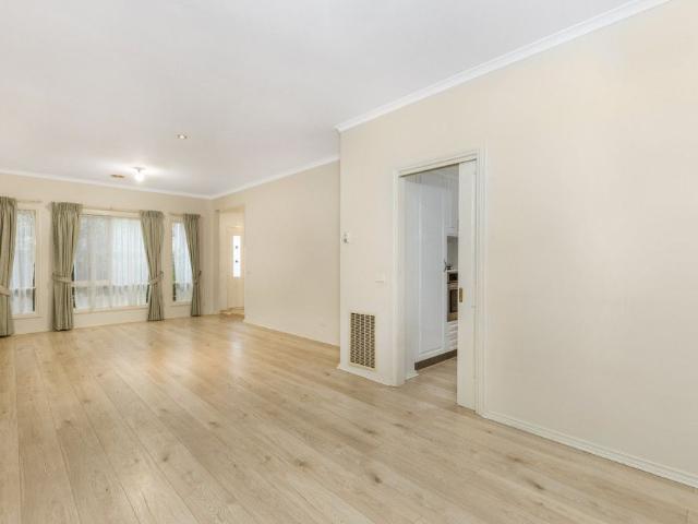 11 Cottinglea Terrace Ringwood North, VIC 3134
