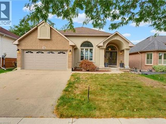 11 Courtland Drive, Brantford, ON, N3R 7V8 house for sale | Listing ID 40865 | Royal LePage