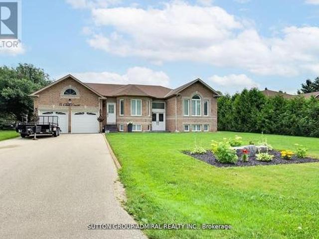 11 Club Court, Wasaga Beach, ON, L9Z 1J8 house for sale | Listing ID S13682 | Royal LePage