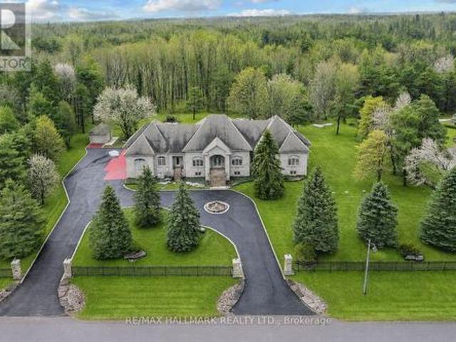 11 Cranborne Chase, Whitchurch Stouffville, ON, L4A 0C6 house for sale | Listing ID N12953 | Royal LePage