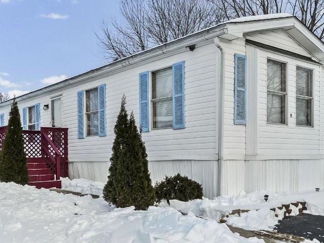 11 Creekside Dr, West Grove, PA 19390 | MLS #PACT2116