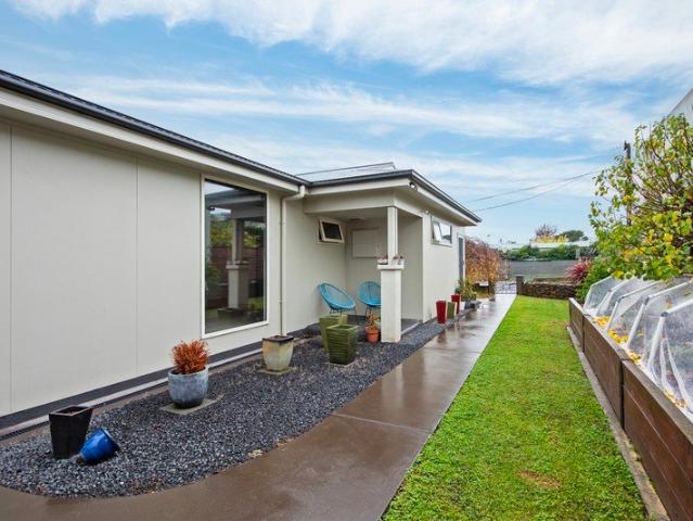 11 David Street, Great Loccation & When you are not ready for a UNIT