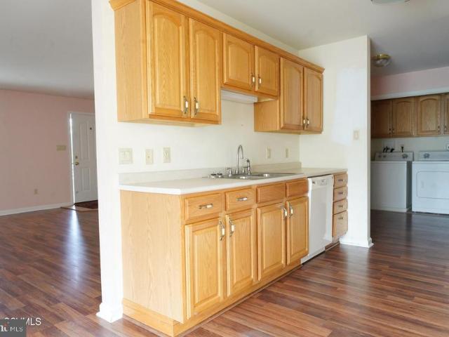 11 Deerfield Drive