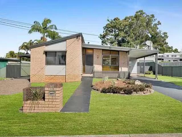 11 Dehlia Street, Marsden, QLD 4132